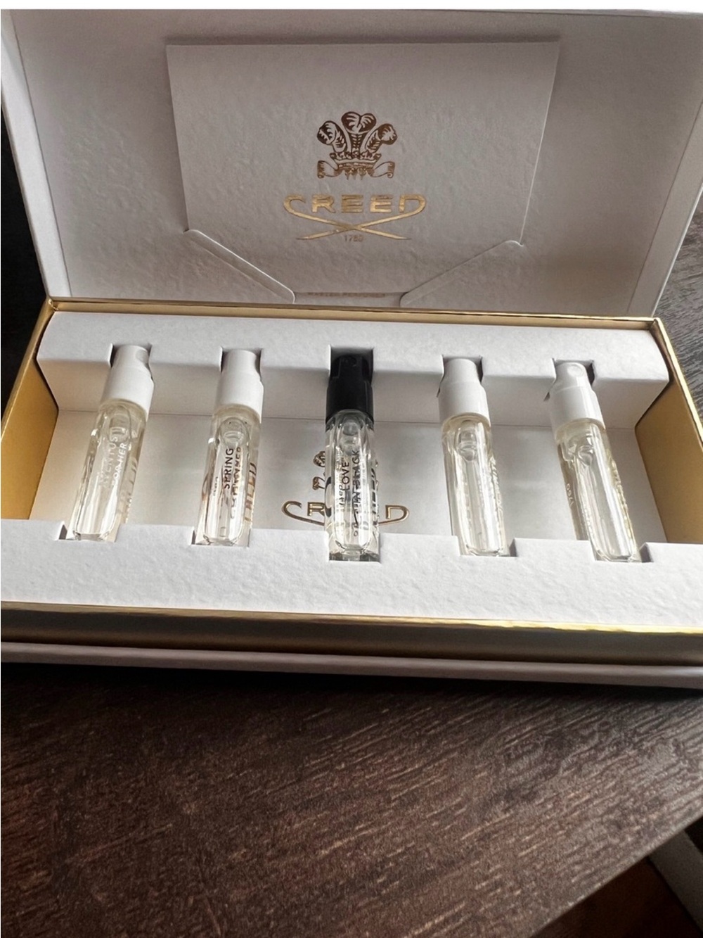 Creed Women's Skincare Sample Set – White & Black Caps